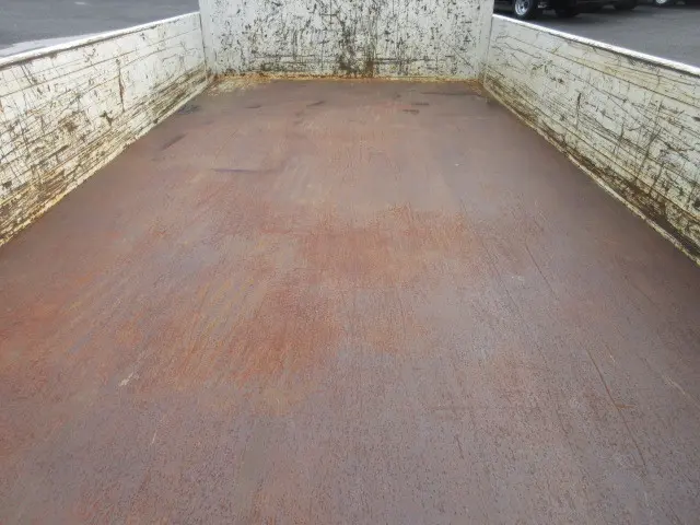 いすゞ エルフ 2RG-NKR88AT(2WD)の写真19