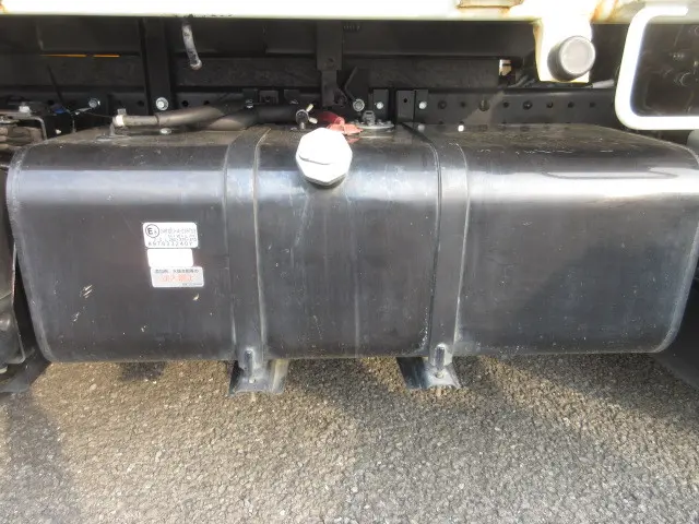 いすゞ エルフ 2RG-NKR88AT(2WD)の写真46