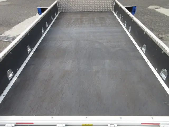 三菱 キャンター 2PG-FEB80(2WD)の写真12