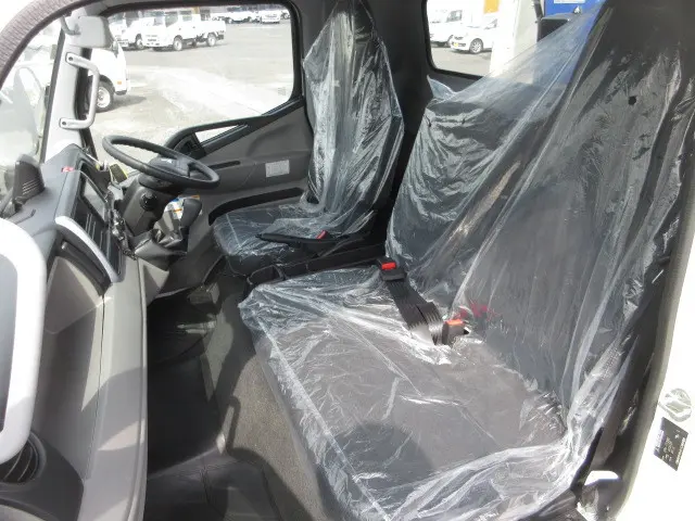 三菱 キャンター 2PG-FEB80(2WD)の写真23