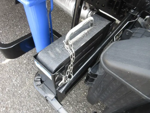 三菱 キャンター 2PG-FEB80(2WD)の写真37