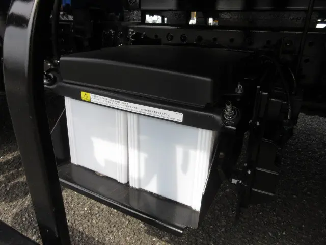 三菱 キャンター 2PG-FEB80(2WD)の写真47