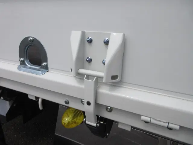 三菱 キャンター 2PG-FEB80(2WD)の写真49