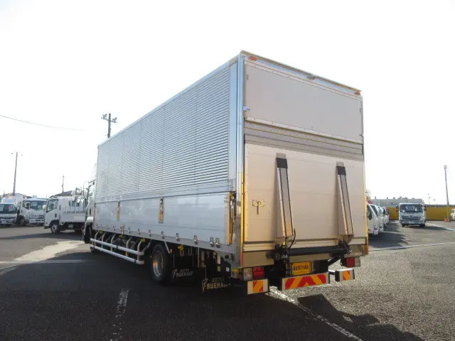 いすゞ フォワード 2RG-FRR90T2(2WD)の写真3