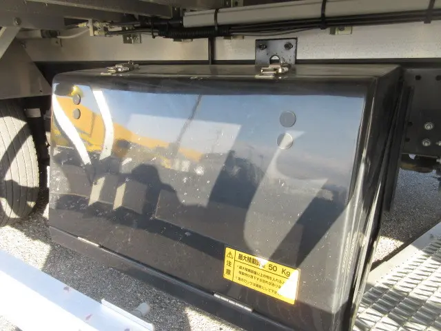 いすゞ フォワード 2RG-FRR90T2(2WD)の写真31