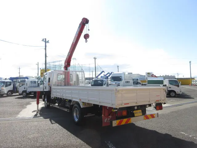 いすゞ フォワード 2RG-FRR90S2(2WD)の写真3