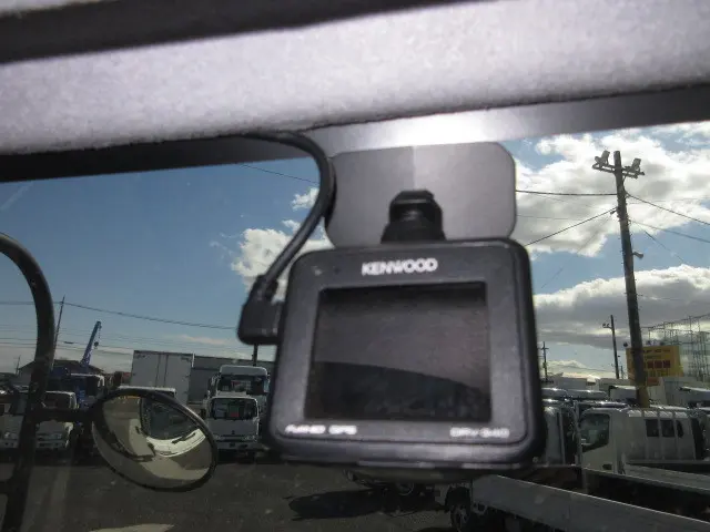 いすゞ フォワード 2RG-FRR90S2(2WD)の写真17