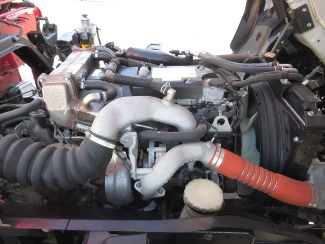 いすゞ フォワード 2RG-FRR90S2(2WD)の写真24