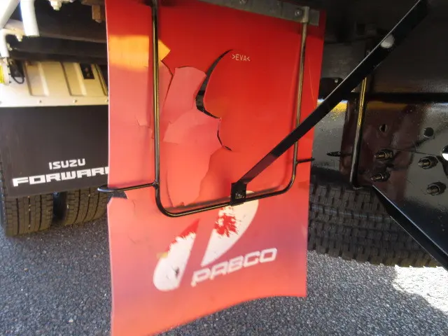 いすゞ フォワード 2RG-FRR90S2(2WD)の写真47