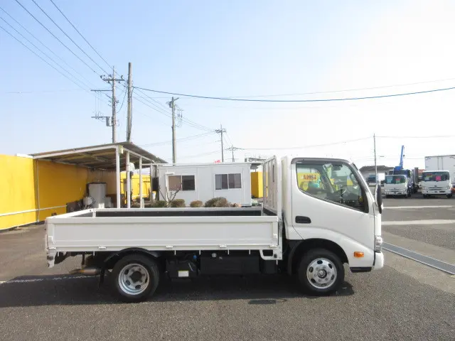 トヨタ ダイナ 2DG-GDY231(2WD)の写真6