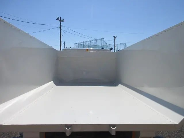 三菱 キャンター 2RG-FEAV0(2WD)の写真9