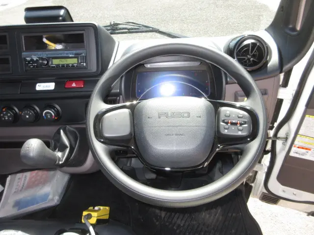 三菱 キャンター 2RG-FEAV0(2WD)の写真24