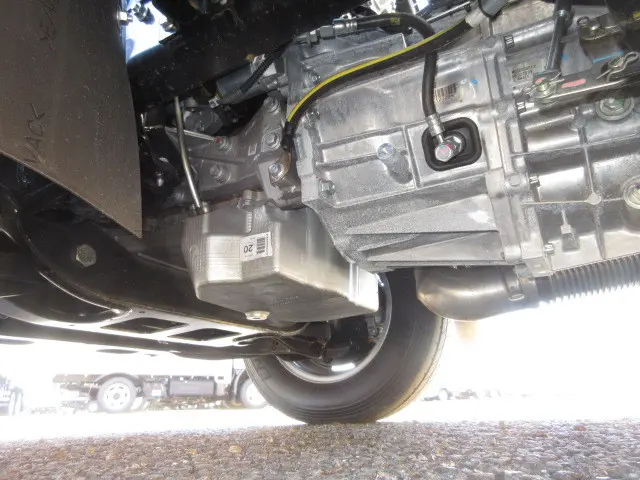 三菱 キャンター 2RG-FEAV0(2WD)の写真36