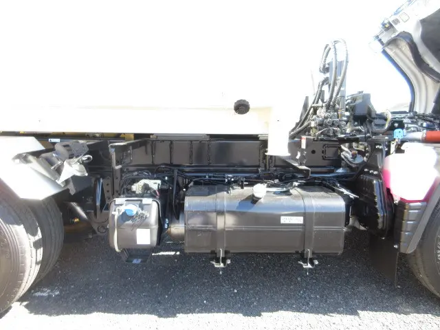 三菱 キャンター 2RG-FEAV0(2WD)の写真43