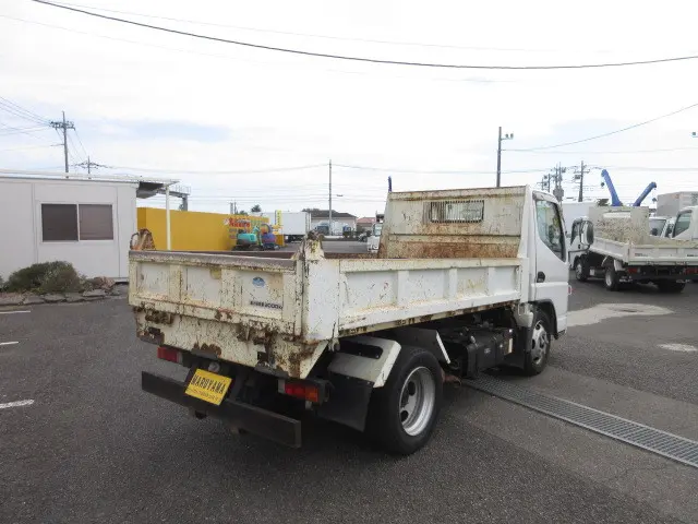 三菱 キャンター PDG-FE71DD(2WD)の写真8
