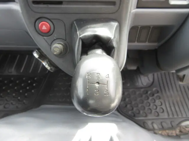 三菱 キャンター PDG-FE71DD(2WD)の写真31
