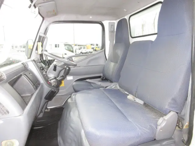 三菱 キャンター PDG-FE71DD(2WD)の写真35