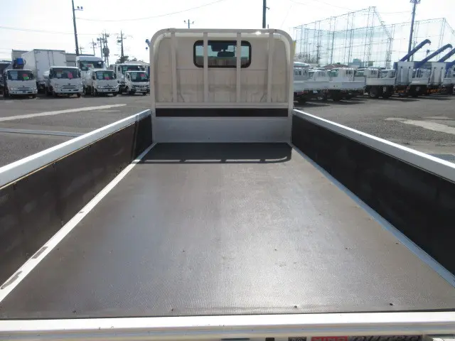 日野 デュトロ 2RG-XZC605M(2WD)の写真9