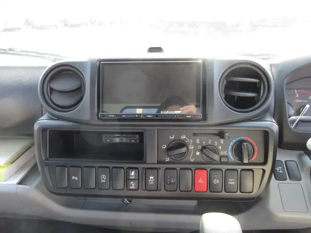 日野 デュトロ 2RG-XZC605M(2WD)の写真17