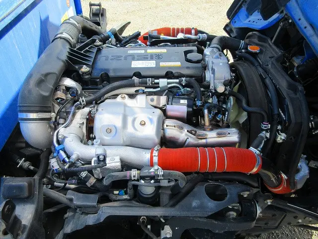 いすゞ エルフ 2RG-NKR88AD(2WD)の写真21