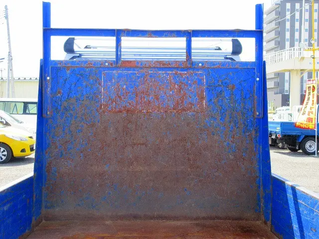 いすゞ エルフ 2RG-NKR88AD(2WD)の写真29