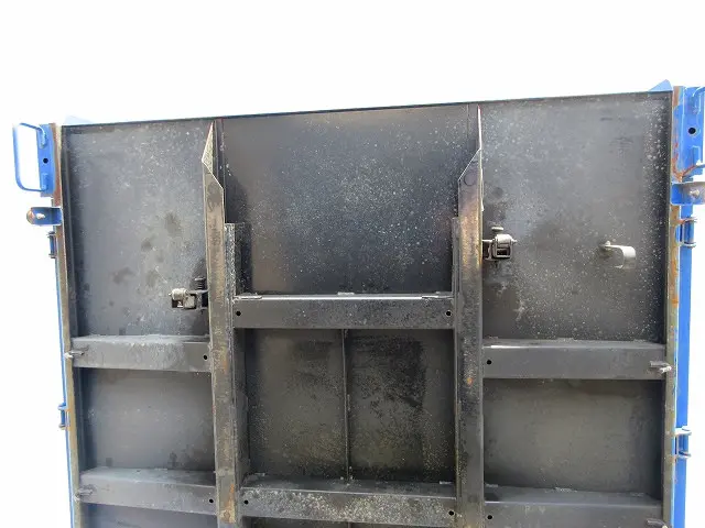 いすゞ エルフ 2RG-NKR88AD(2WD)の写真30