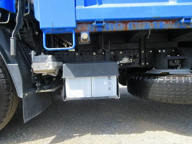 いすゞ エルフ 2RG-NKR88AD(2WD)の写真34