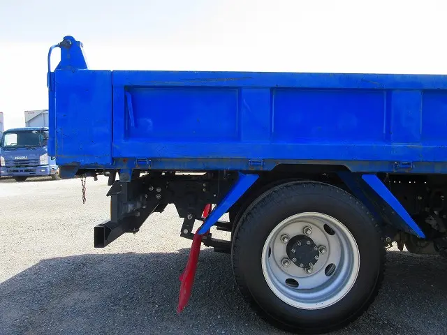 いすゞ エルフ 2RG-NKR88AD(2WD)の写真37