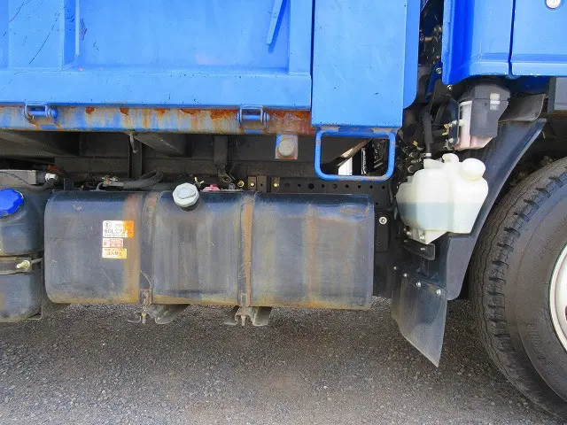 いすゞ エルフ 2RG-NKR88AD(2WD)の写真39