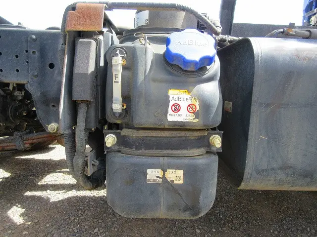 いすゞ エルフ 2RG-NKR88AD(2WD)の写真42