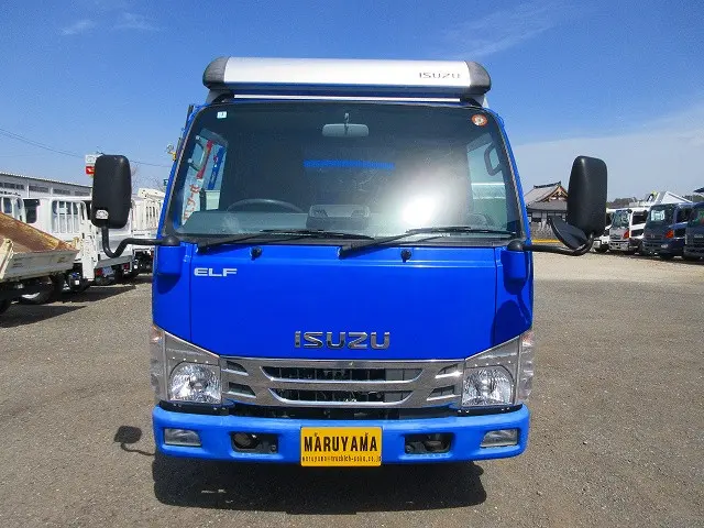 いすゞ エルフ 2RG-NKR88AD(2WD)の写真50
