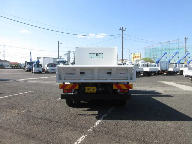 いすゞ フォワード 2RG-FRR90S3(2WD)の写真7