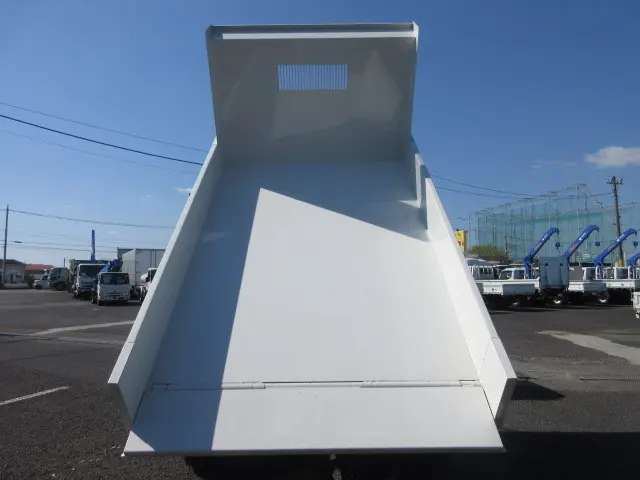 いすゞ フォワード 2RG-FRR90S3(2WD)の写真15