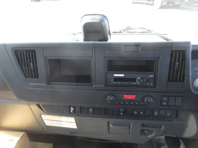 いすゞ フォワード 2RG-FRR90S3(2WD)の写真21