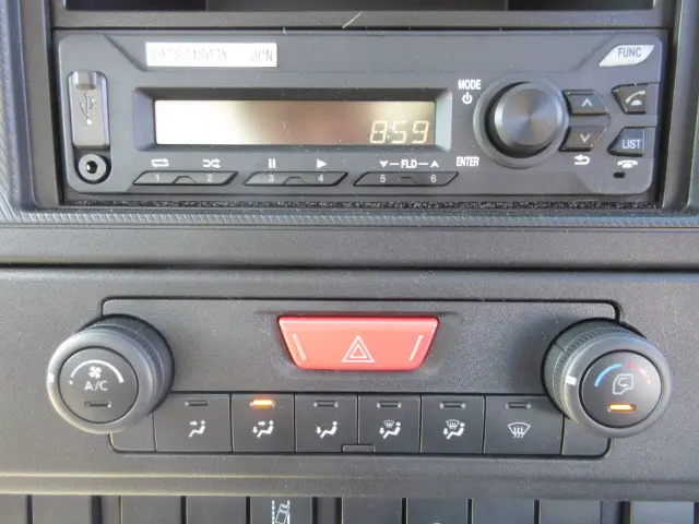 いすゞ フォワード 2RG-FRR90S3(2WD)の写真22