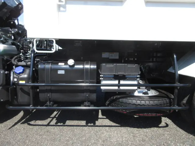 いすゞ フォワード 2RG-FRR90S3(2WD)の写真38