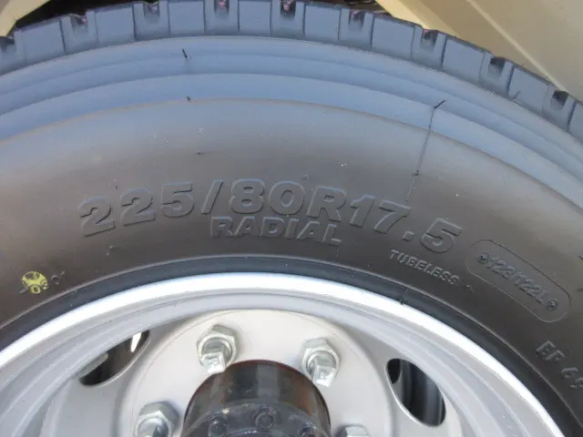 いすゞ フォワード 2RG-FRR90S3(2WD)の写真47