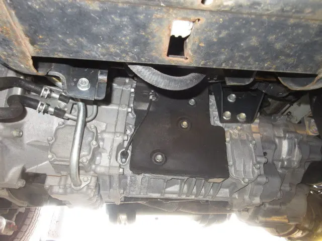 いすゞ エルフ TRG-NJS85A(4WD)の写真25