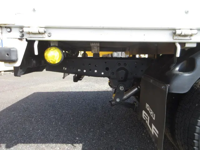 いすゞ エルフ TRG-NJS85A(4WD)の写真31
