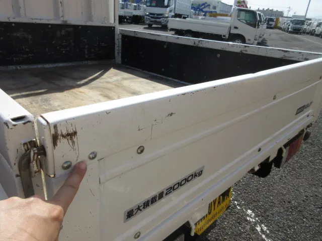 いすゞ エルフ TRG-NJS85A(4WD)の写真41