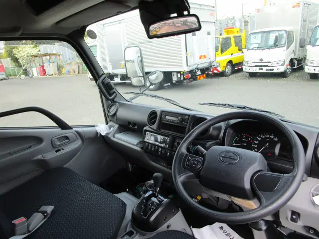 日野 デュトロ 2WG-XZU656M(2WD)の写真14