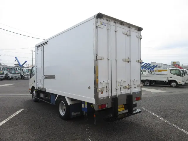日野 デュトロ 2RG-XZU655M(2WD)の写真3