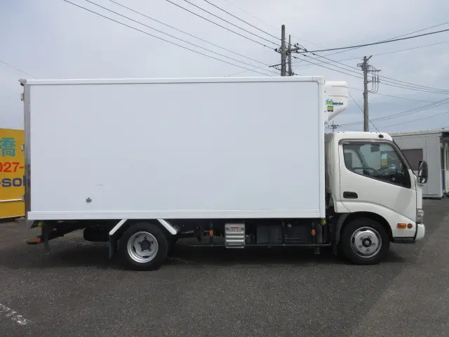 日野 デュトロ 2RG-XZU655M(2WD)の写真6