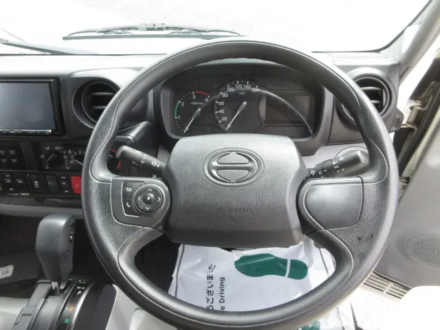 日野 デュトロ 2RG-XZU655M(2WD)の写真9