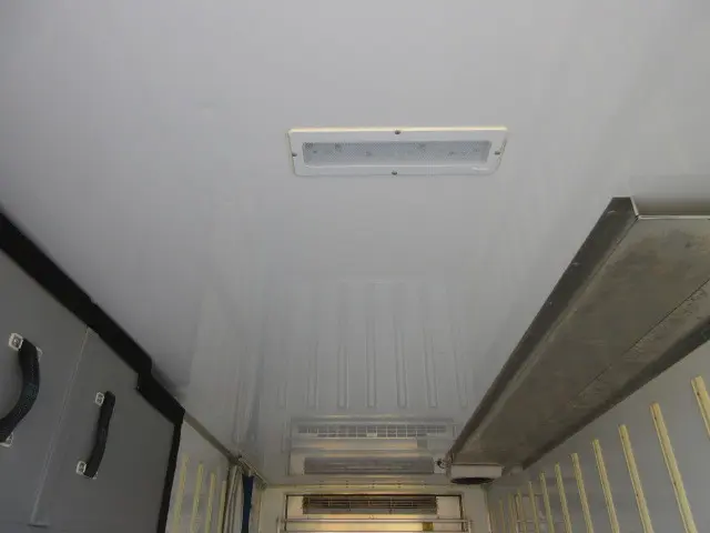 日野 デュトロ 2RG-XZU655M(2WD)の写真32