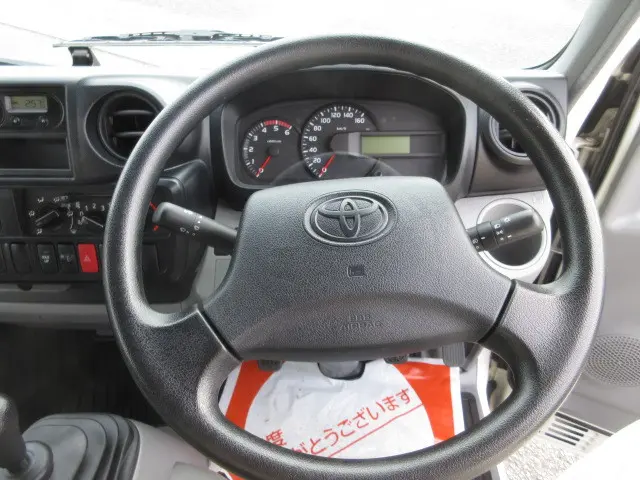 トヨタ ダイナ LDF-KDY281(4WD)の写真12