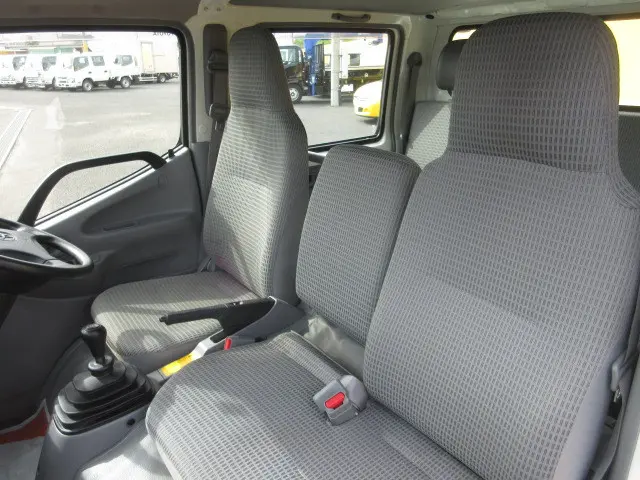 トヨタ ダイナ LDF-KDY281(4WD)の写真16