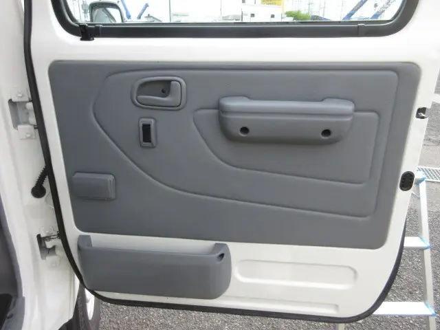 トヨタ ダイナ LDF-KDY281(4WD)の写真21