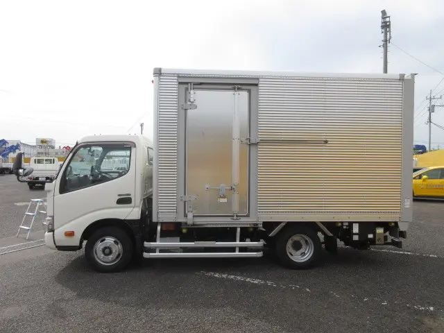 日野 デュトロ TPG-XZU645M(2WD)の写真5