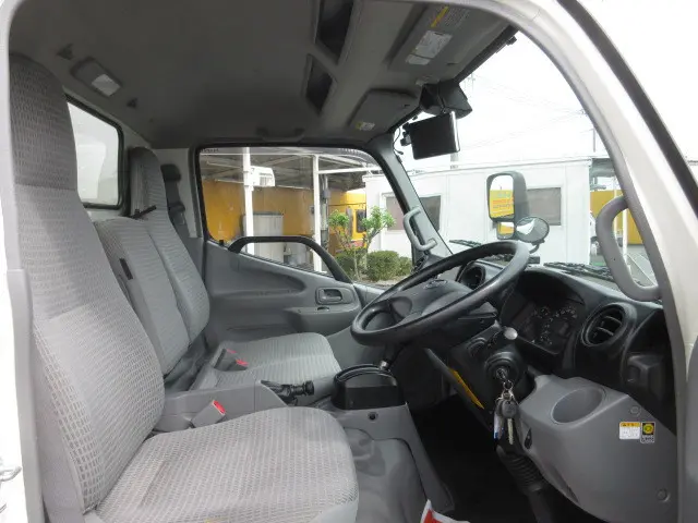 日野 デュトロ TPG-XZU645M(2WD)の写真10